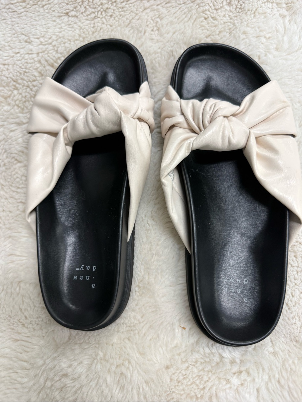 A New Day - Women’s Cream Knot Slide Sandals